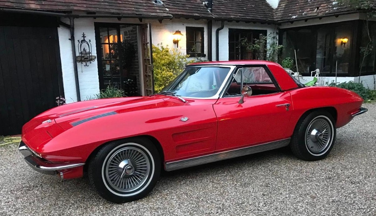 1963 Chevrolet Corvette Image 1